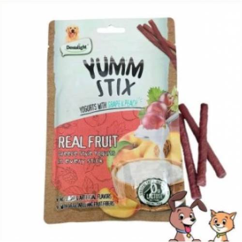 Лакомства Yumm stix Yogurts with Grape and Peach, с Йогурт, грозде и праскова WET and SOFT, 70 гр
